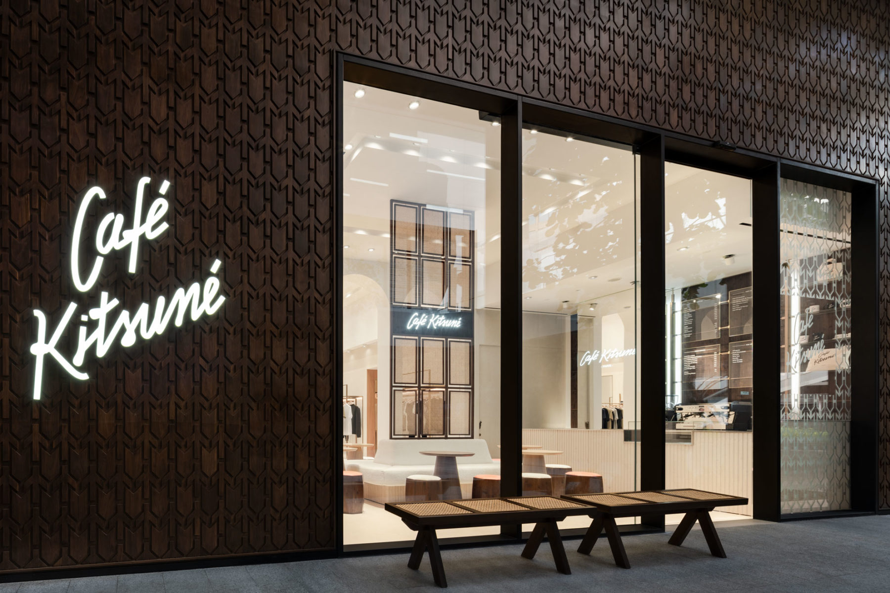 Café Kitsuné Louvre EN Maison Kitsuné Café Kitsuné Louvre EN Maison Kitsuné