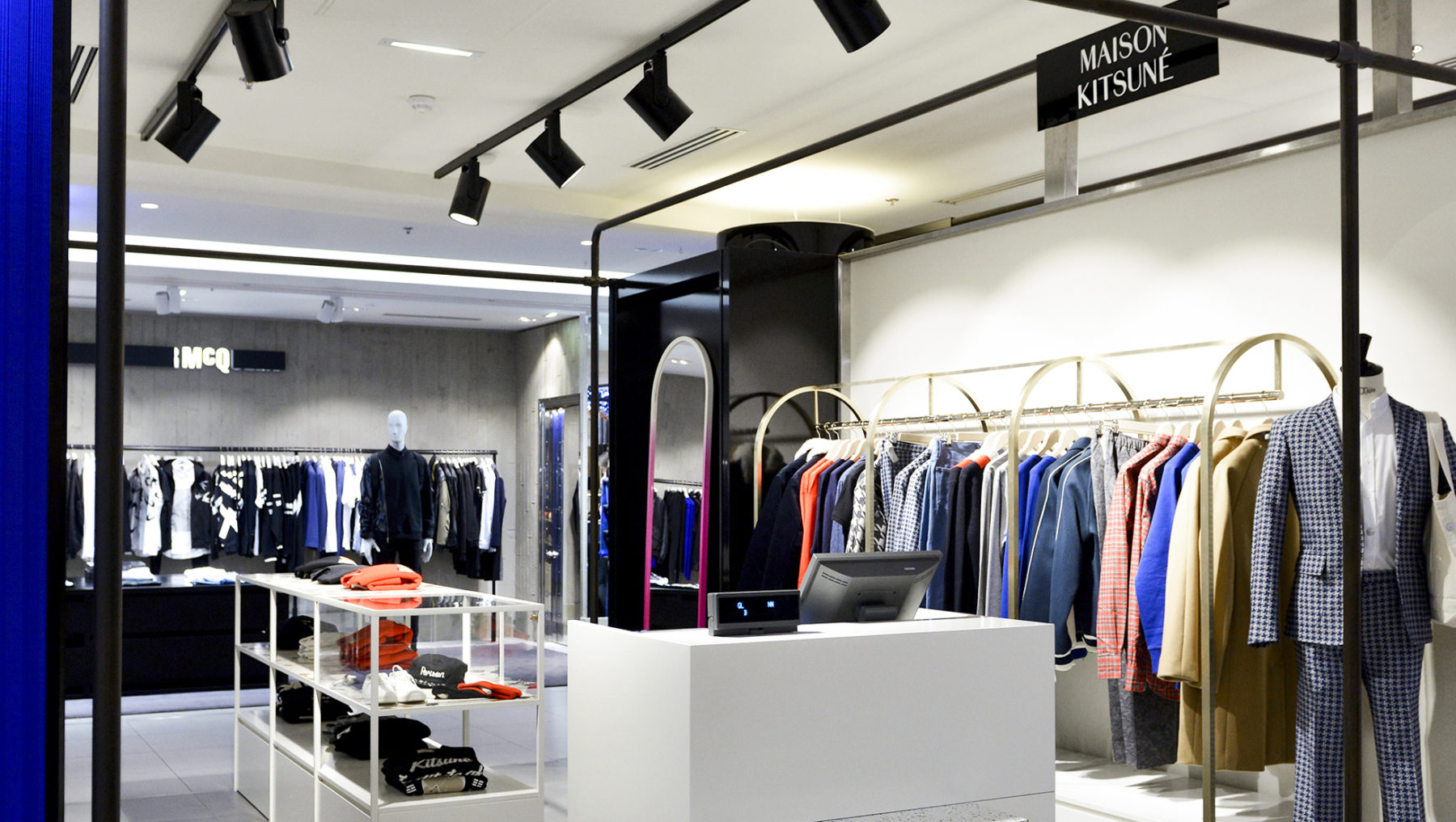 boutique kenzo ouvert dimanche